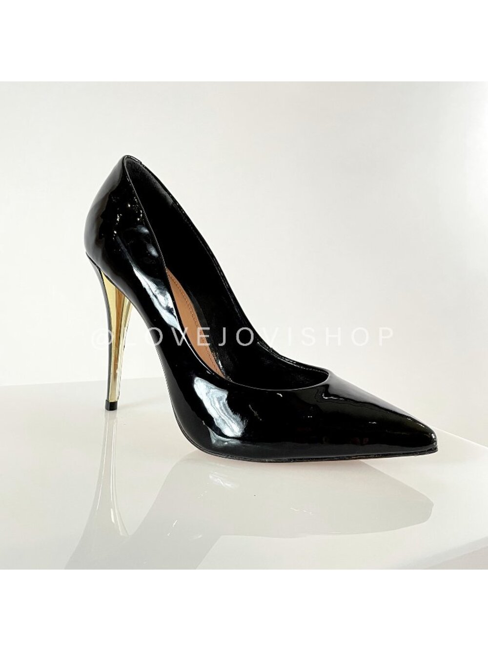 Streetwear | Schutz Black Patent Stiletto Pumps | Pointed Toe + Gold Accent | 10